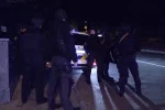 Чоловік увірвався на заправку під Києвом, злетілася поліція: кадри з НП