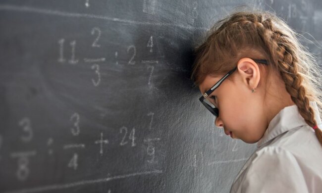 девочка школа буллинг