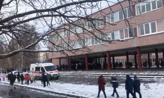 У Дніпрі 6-річна дівчинка зникла після занять, мама кинулася на пошуки: чим все закінчилося