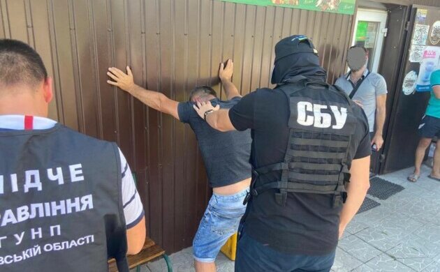 Депутат попався на гарячому під Києвом: "вимагав гроші за..."