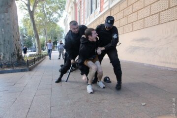 В Одессе напали на участников ЛГБТ-фестиваля (фото)
