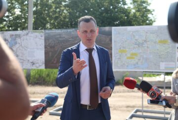 Советник премьера Юрий Голик: Нужно менять инфраструктуру городов, а не фасады