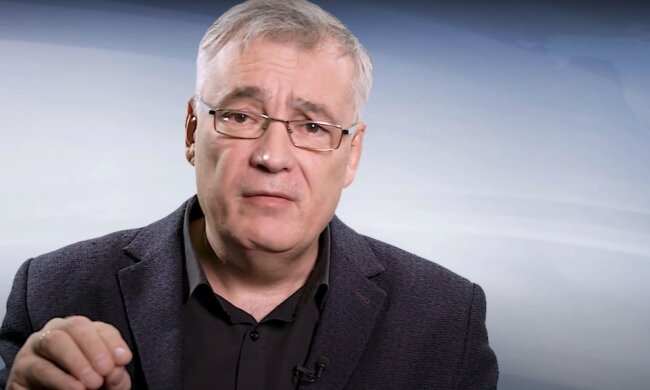 Дмитро Снєгирьов про ситуацію на Донбасі: "Армія стала заручником політичних ігор"