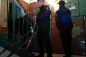 ЧП в украинском городе: неадекват с автоматом расстрелял 27-летнего мужчину, на стенах следы от пуль