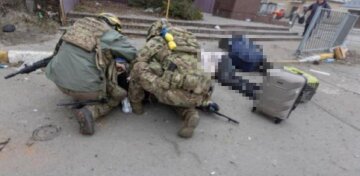 Російські окупанти потрапили по мирних жителях під Києвом: "При евакуації..."