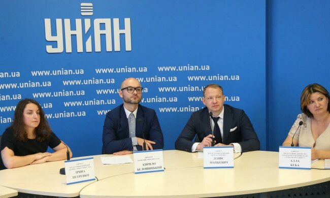 Сеть АЗС «МОТТО» призывает президента Зеленского и министра Авакова остановить рейдеров-террористов, а Минюст – открыть глаза на нарушения законов