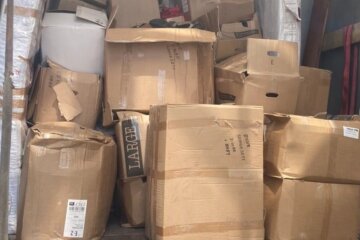 Створив кілька "благодійних фондів": суд призначив скромне покарання торговцю гуманітаркою