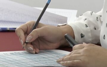 Грошова допомога для пенсіонерів у Полтавській області