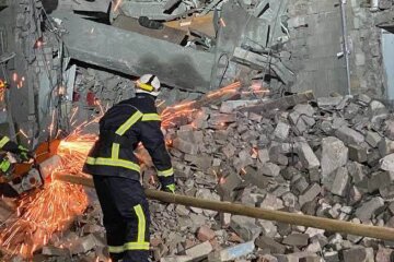 війна, ракетний удар по будинку