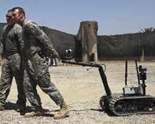 Роботы начали войну с боевиками ИГИЛ