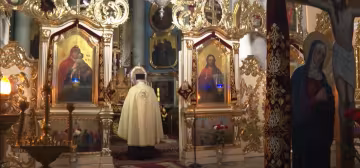 церква