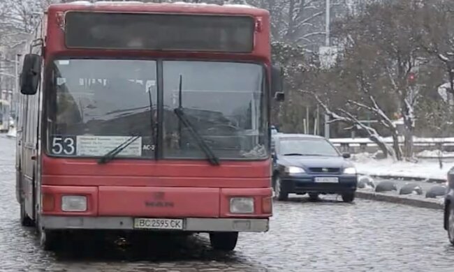 Новий графік руху транспорту у Львові: