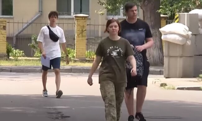 мобілізація жінок, повістки
