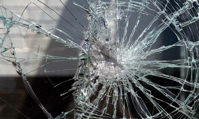стекло-пуля-обстрел