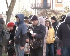 Гуманитарная помощь для ВПЛ и пенсионеров в Днепре