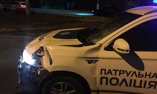 Копи переїхали чоловіка на пішохідному переході: вже починають відмазувати, фото жахливого ДТП