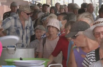 Бесплатные продукты для ВПЛ и пенсионеров в Днепропетровской области