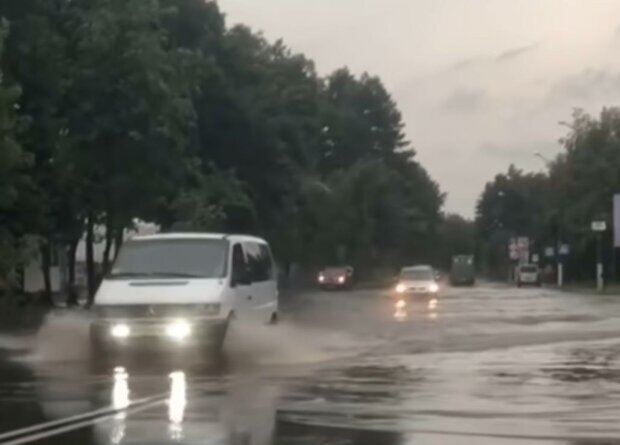 Погодні гойдалки доб'ють українців, дощі і заморозки остаточно зіпсують квітень: до чого готуватися