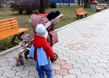 Рада приняла новый закон по алиментам: платить будут даже бабушки и отчимы
