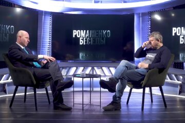 Пока не будет госполитики в том, что мы называем формирование общественного мнения - мы постоянно будем между двумя-тремя центрами влияния, - Бизяев