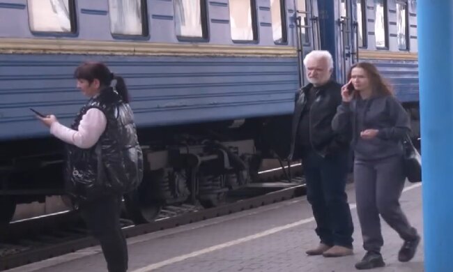 Новый график движения поездов из Запорожья