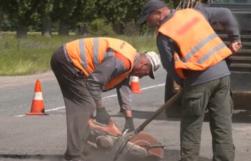 Обмеження руху транспорту в Дніпрі