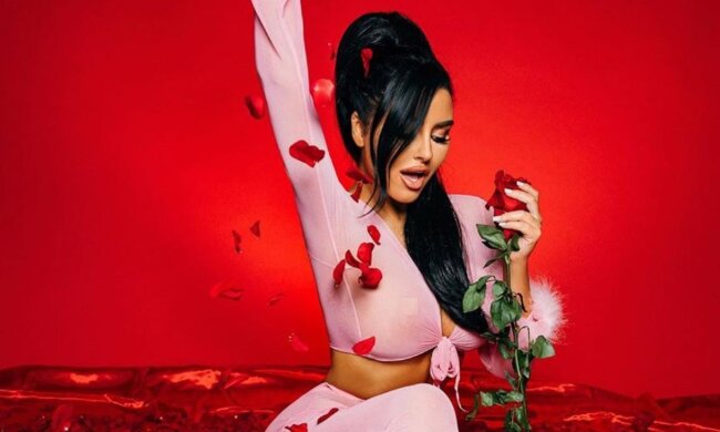 эби рэтчфорд, эбигейл