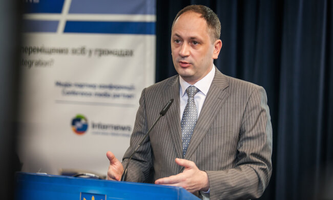 Декларація міністра Черниш: квартири, депозити і бізнес дружини