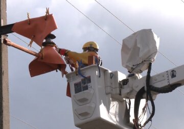 Графики отключения света в Сумах на 24 февраля