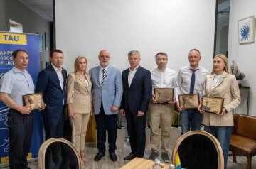 Прошла торжественная церемония награждения Всеукраинского Рейтинга «Честные налогоплательщики – 2023»