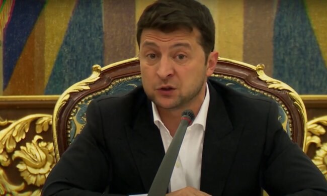 Володимир Зеленський звільняє суддів КСУ після демаршу: рішення прийнято