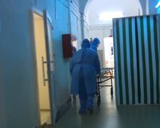 Вредная привычка забрала жизнь женщины и отправила в больницу мужчину: трагические детали на Одесчине