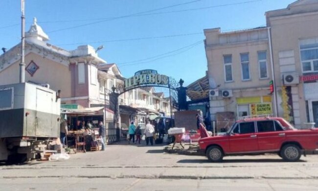 Як виглядають Привоз і 7 кілометр в розпал карантину: промовисті фото