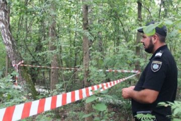 Трагедией закончились поиски полицейского в Одессе: нашли связанным на дереве