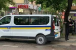 Відкрили стрілянину серед білого дня в Одесі, є поранені: фото і подробиці