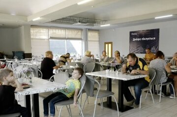 Гуманитарная помощь для ВПЛ и пенсионеров в Днепропетровской области