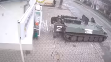 окупанти, мародерство, війна, БТР