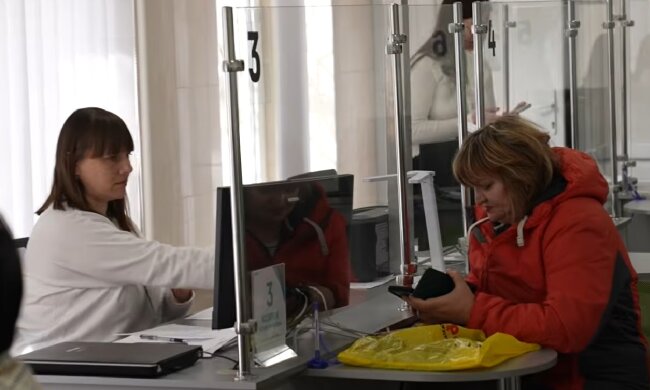 Грошова допомога затримається у Полтавській області