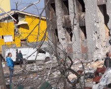 "За одну минуту потеряла всю семью": выжившие рассказали о кошмаре в Чернигове