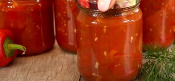 Лечо из перца и помидоров кабачков на зиму: рецепты и советы