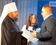 Московский патриархат наградил медалью святых мучеников главу «Криворожгаза» (фото)