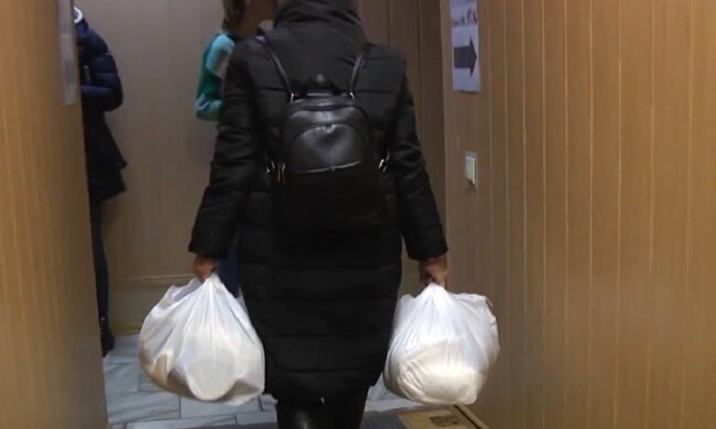 Бесплатные продукты для пенсионеров в Харькове