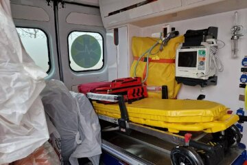 "Когда же подавятся": закупка "скорых" превратилась в масштабную схему обмана