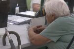 Грошова допомога для пенсіонерів у Харківській області