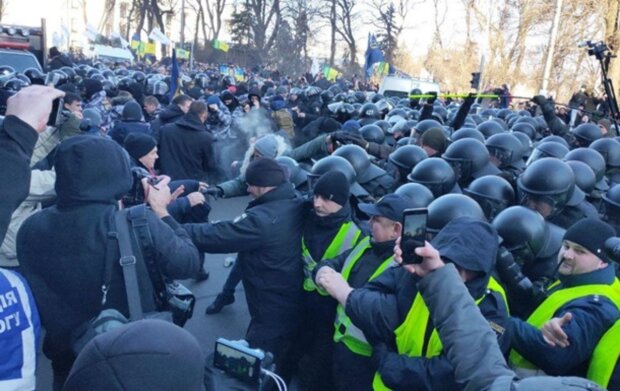 Бунт под Радой только начало, Киев ждет настоящая встряска: "как только Зеленский уедет..."