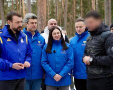 Мовики, зарядные станции и планшеты: БФ молодежной инициативы «Надежда» и Валерий Дубиль усилили «Спецподразделение Тимура» ГУР