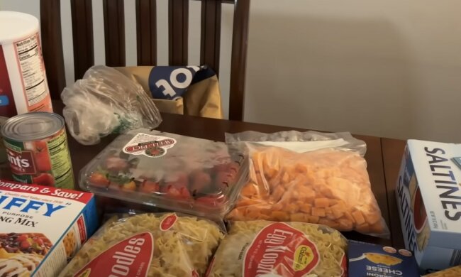 Безкоштовні продукти для ВПО в Харкові