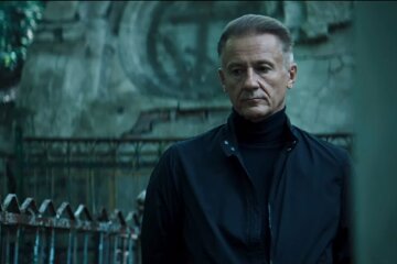 Олег Меньшиков