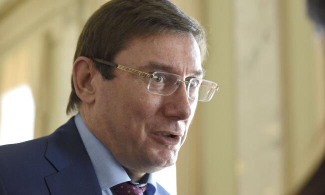 Юрий Луценко