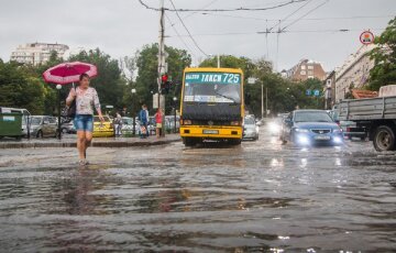 Літо змінить настрій, в Одесу повернуться дощі з грозами: коли чекати негоди